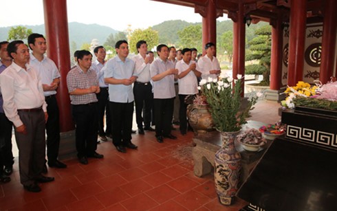 Phó Thủ tướng Vương Đình Huệ thăm khu di tích Truông Bồn, Nghệ An - ảnh 1